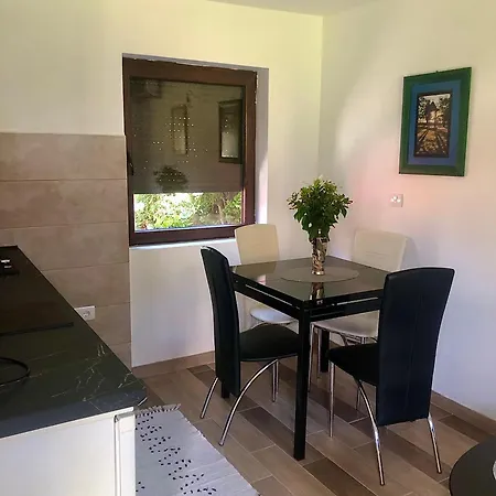 J&g Appartement Gornji Milanovac